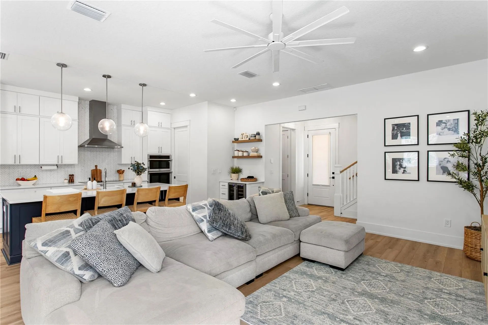 1223 5th Street S St Petersburg FL 33701
