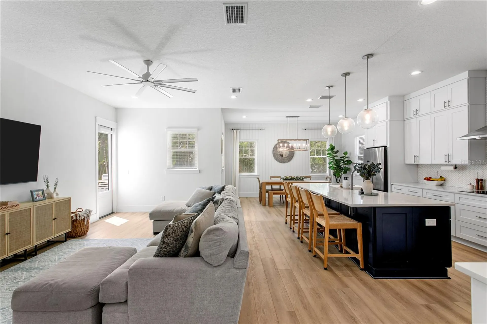 1223 5th Street S St Petersburg FL 33701