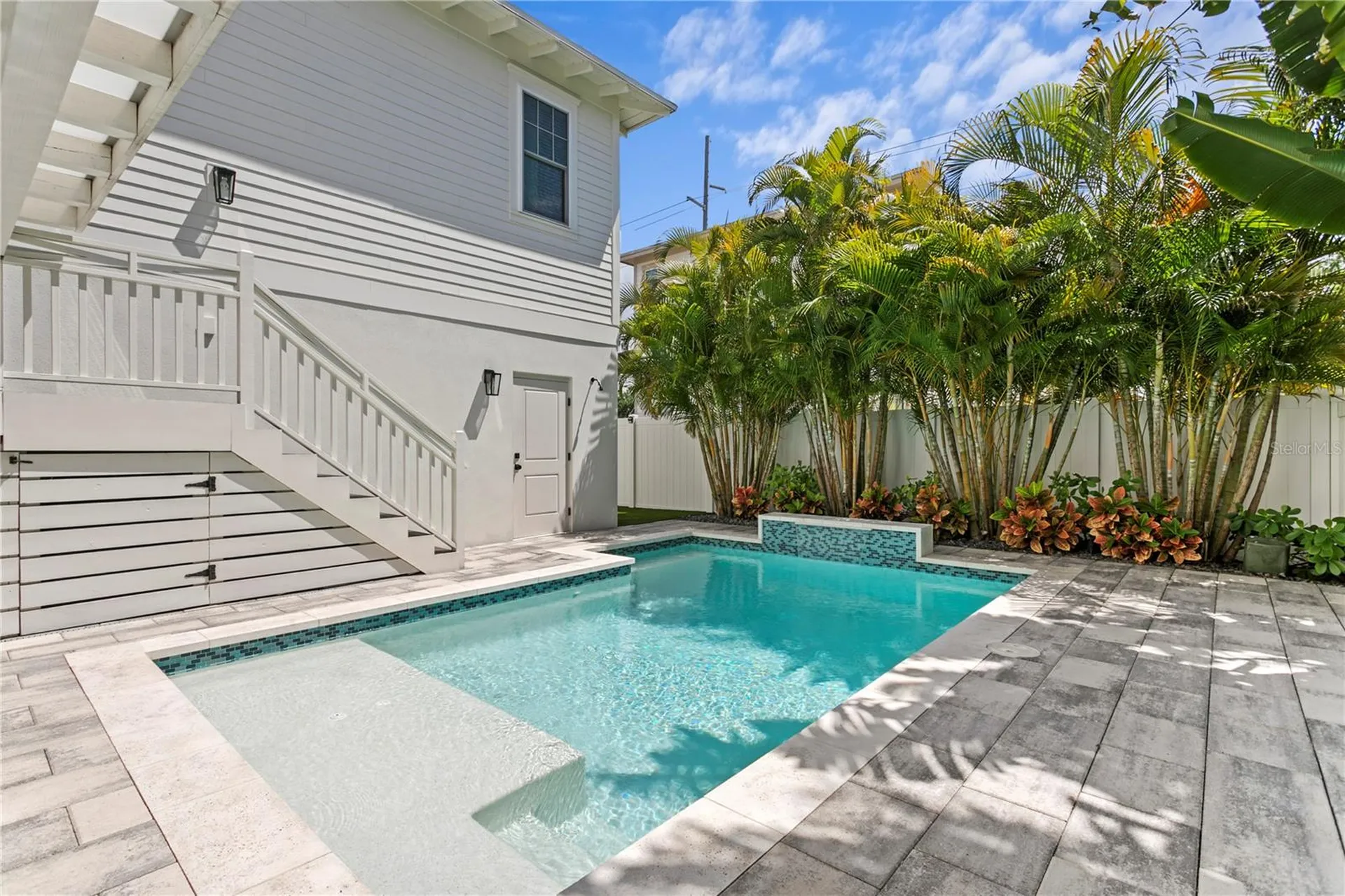 1223 5th Street S St Petersburg FL 33701