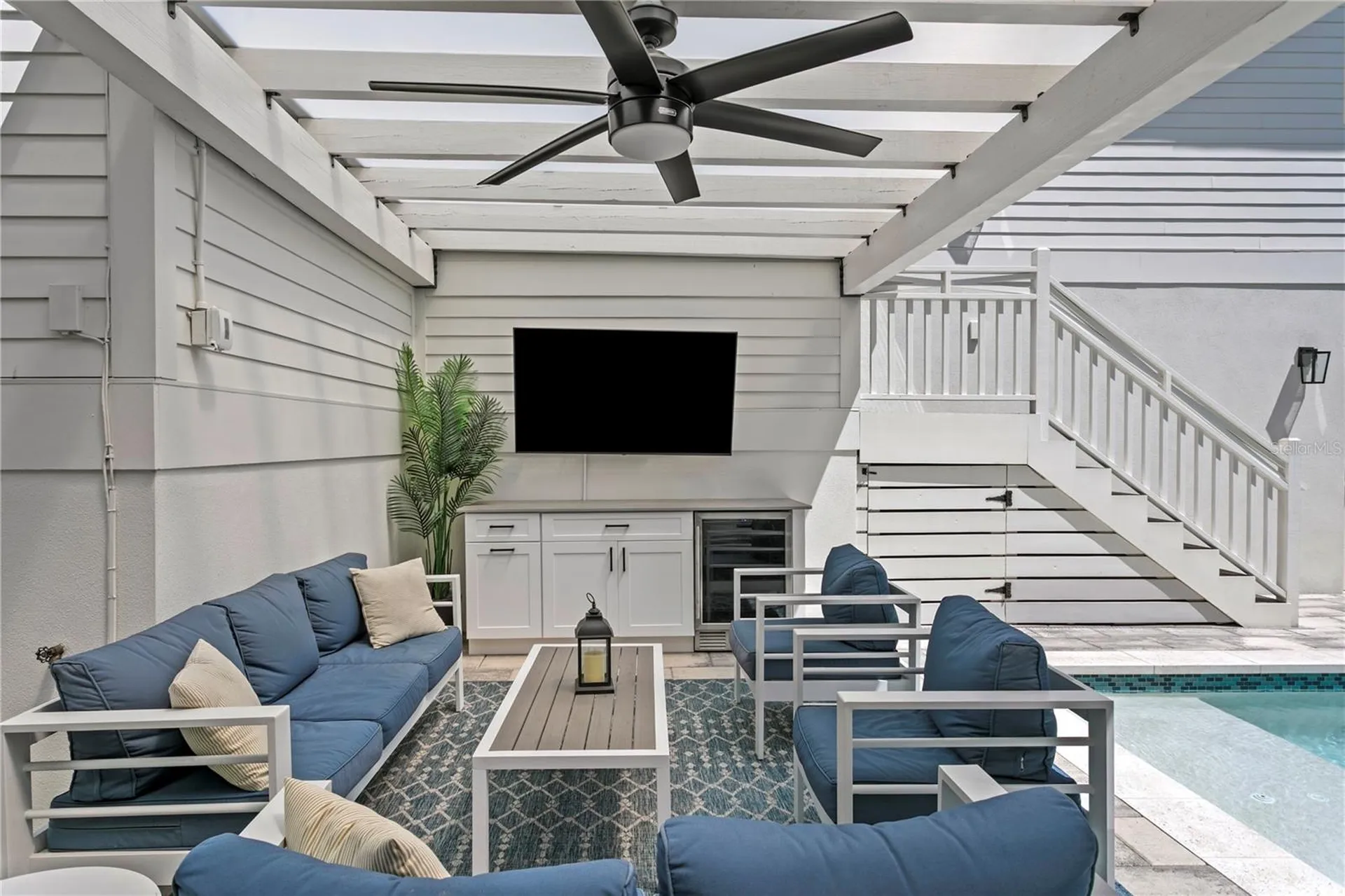 1223 5th Street S St Petersburg FL 33701