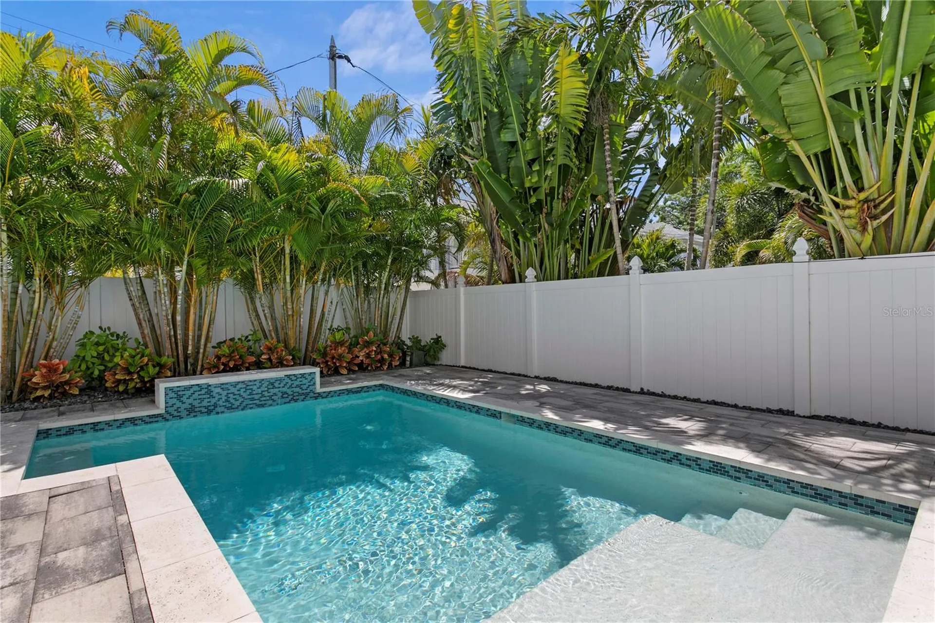 1223 5th Street S St Petersburg FL 33701