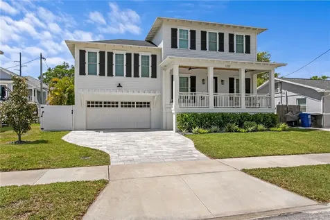 1223 5th Street S St Petersburg FL 33701