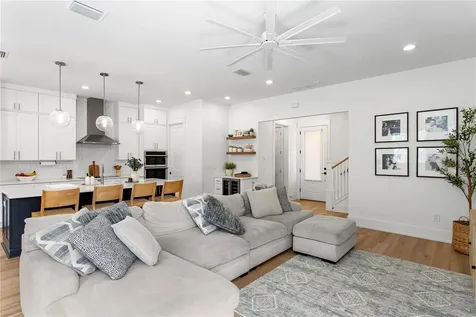 1223 5th Street S St Petersburg FL 33701