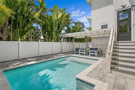 1223 5th Street S St Petersburg FL 33701