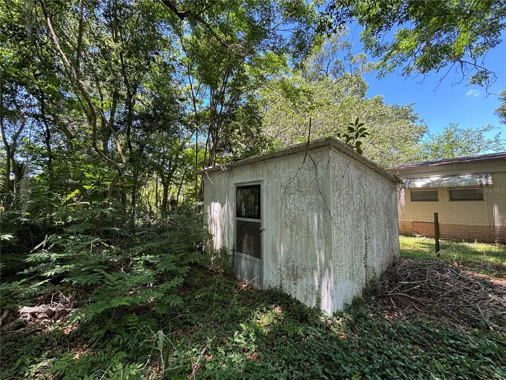 3610 NE 59th Avenue Silver Springs FL 34488