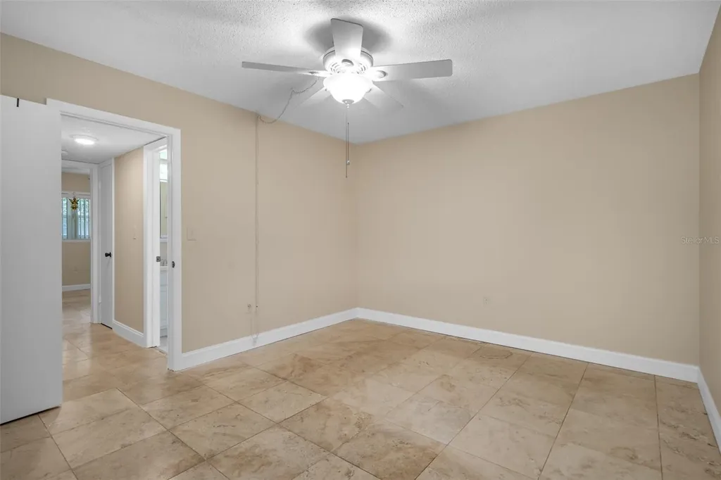 10033 64th Avenue N St Petersburg FL 33708