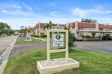 10033 64th Avenue N St Petersburg FL 33708
