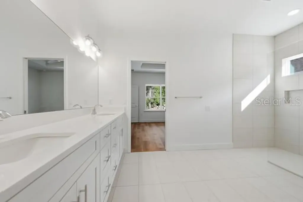 6726 SW 1oth Lane Gainesville FL 32607