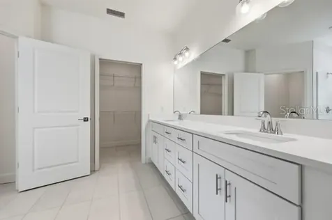 6726 SW 1oth Lane Gainesville FL 32607