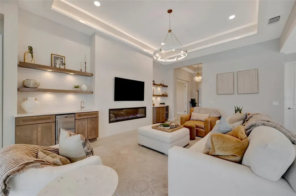 1124 Waterline Court Sarasota FL 34240