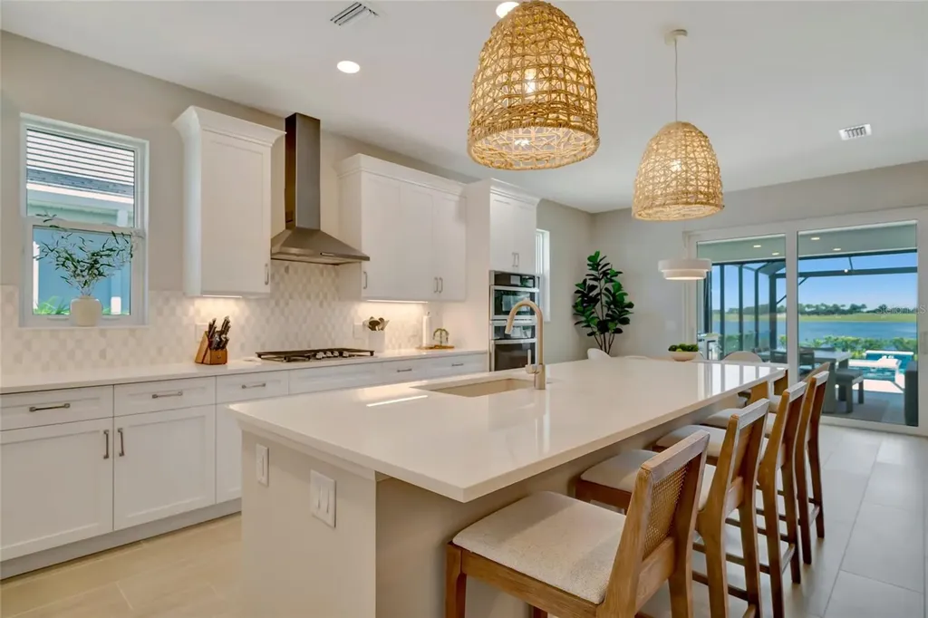 1124 Waterline Court Sarasota FL 34240
