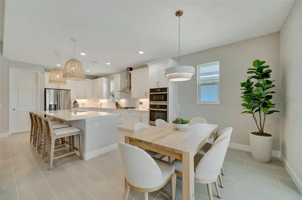 1124 Waterline Court Sarasota FL 34240
