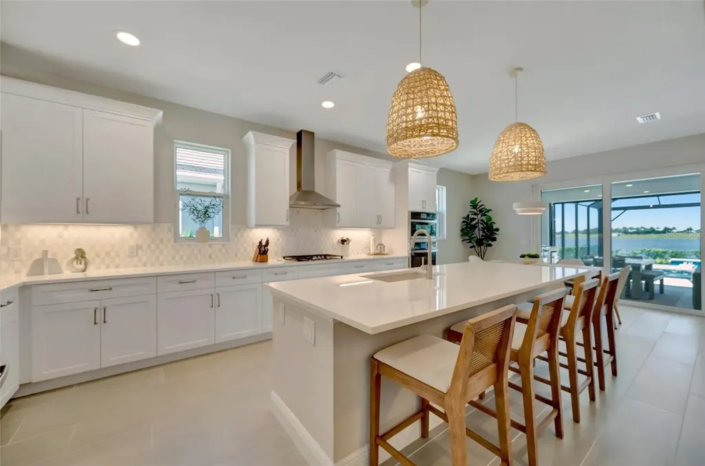 1124 Waterline Court Sarasota FL 34240