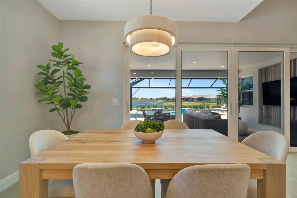 1124 Waterline Court Sarasota FL 34240