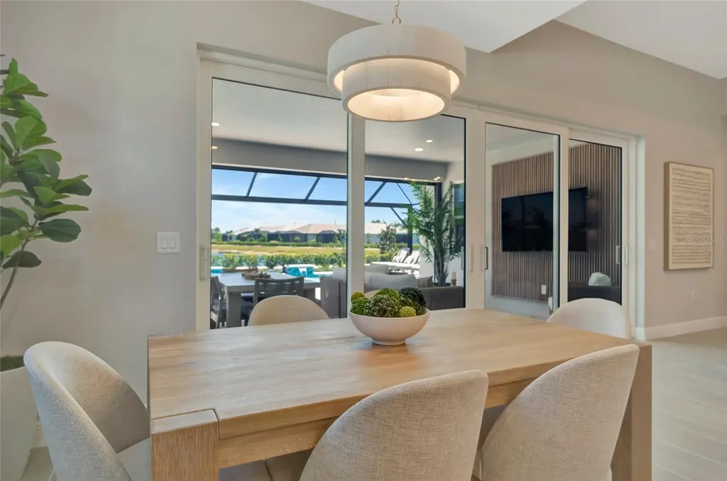 1124 Waterline Court Sarasota FL 34240