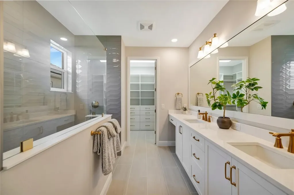 1124 Waterline Court Sarasota FL 34240