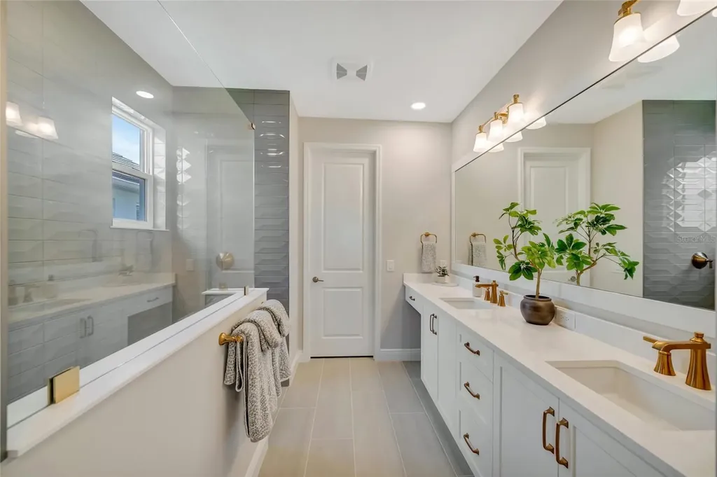 1124 Waterline Court Sarasota FL 34240