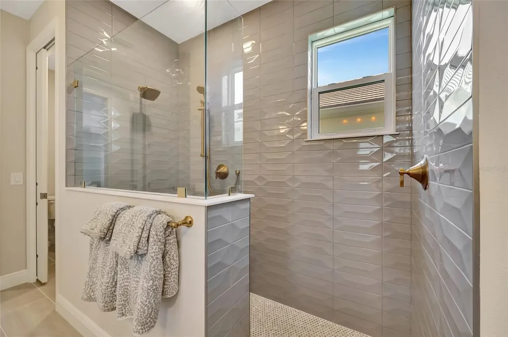 1124 Waterline Court Sarasota FL 34240
