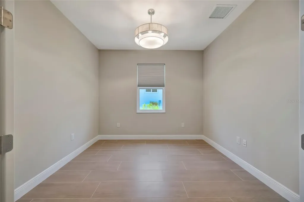 1124 Waterline Court Sarasota FL 34240