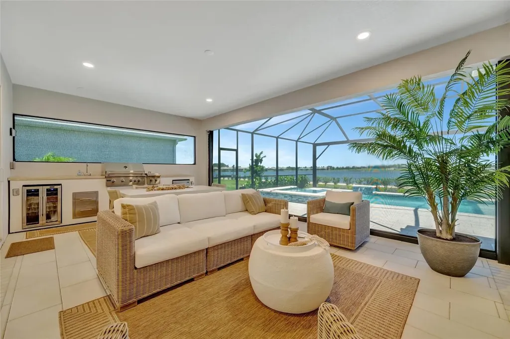 1124 Waterline Court Sarasota FL 34240