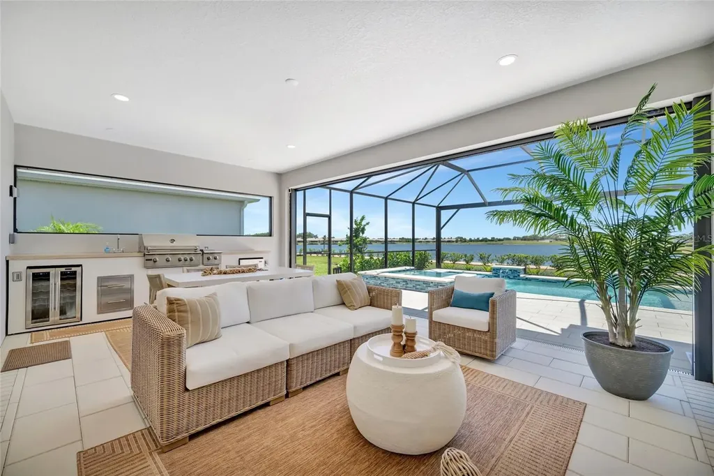 1124 Waterline Court Sarasota FL 34240