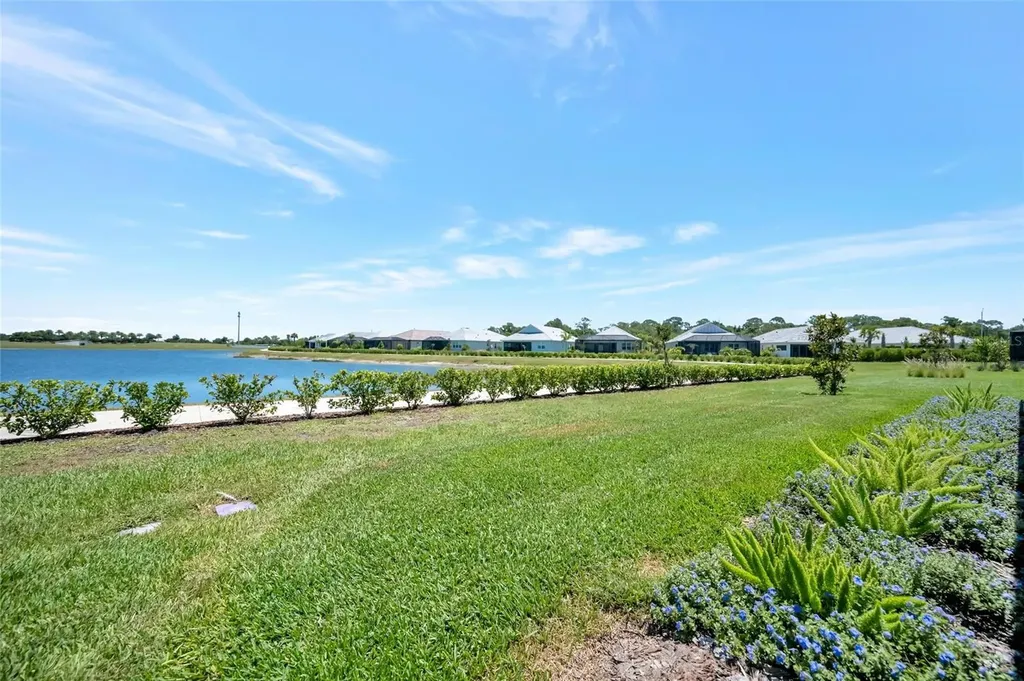1124 Waterline Court Sarasota FL 34240