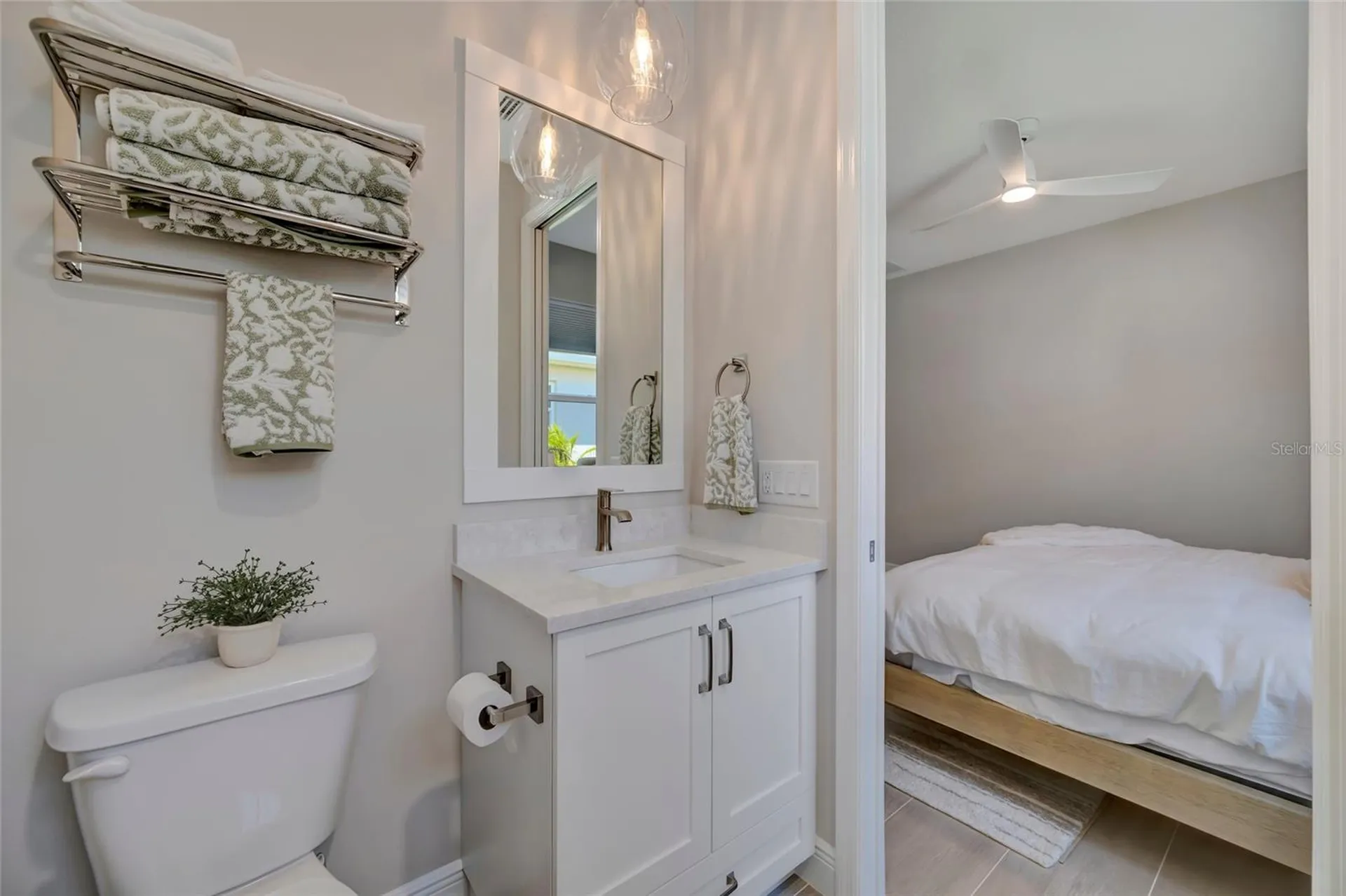 1124 Waterline Court Sarasota FL 34240