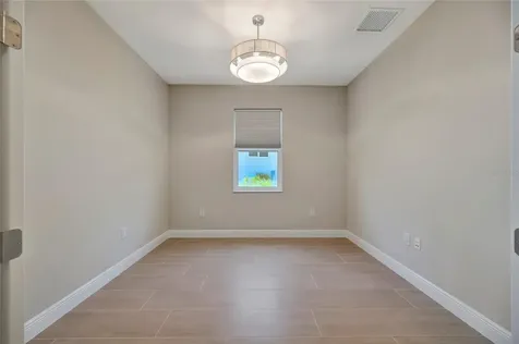 1124 Waterline Court Sarasota FL 34240
