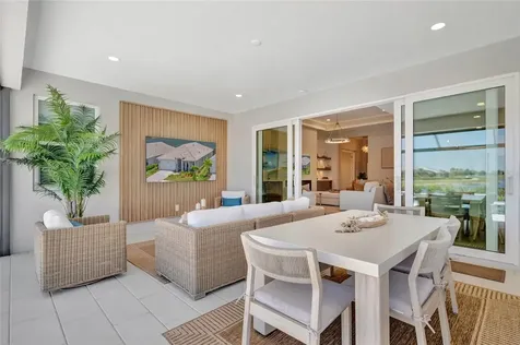 1124 Waterline Court Sarasota FL 34240