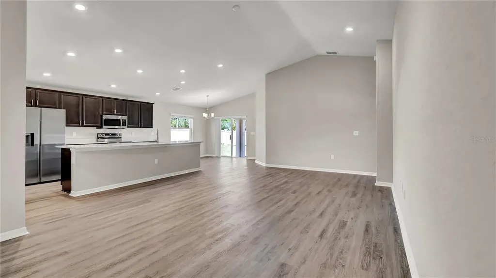 1005 Mountain Flower Lane Davenport FL 33837
