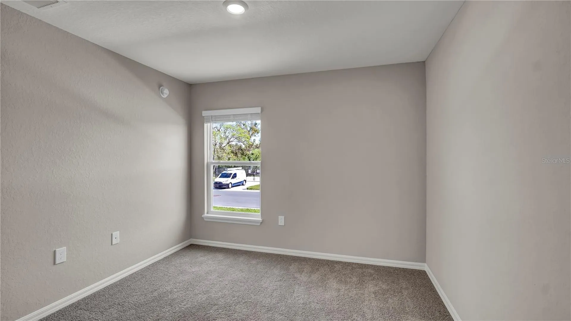 1005 Mountain Flower Lane Davenport FL 33837