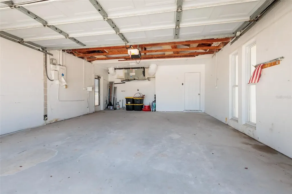 11055 4th Street E Treasure Island FL 33706