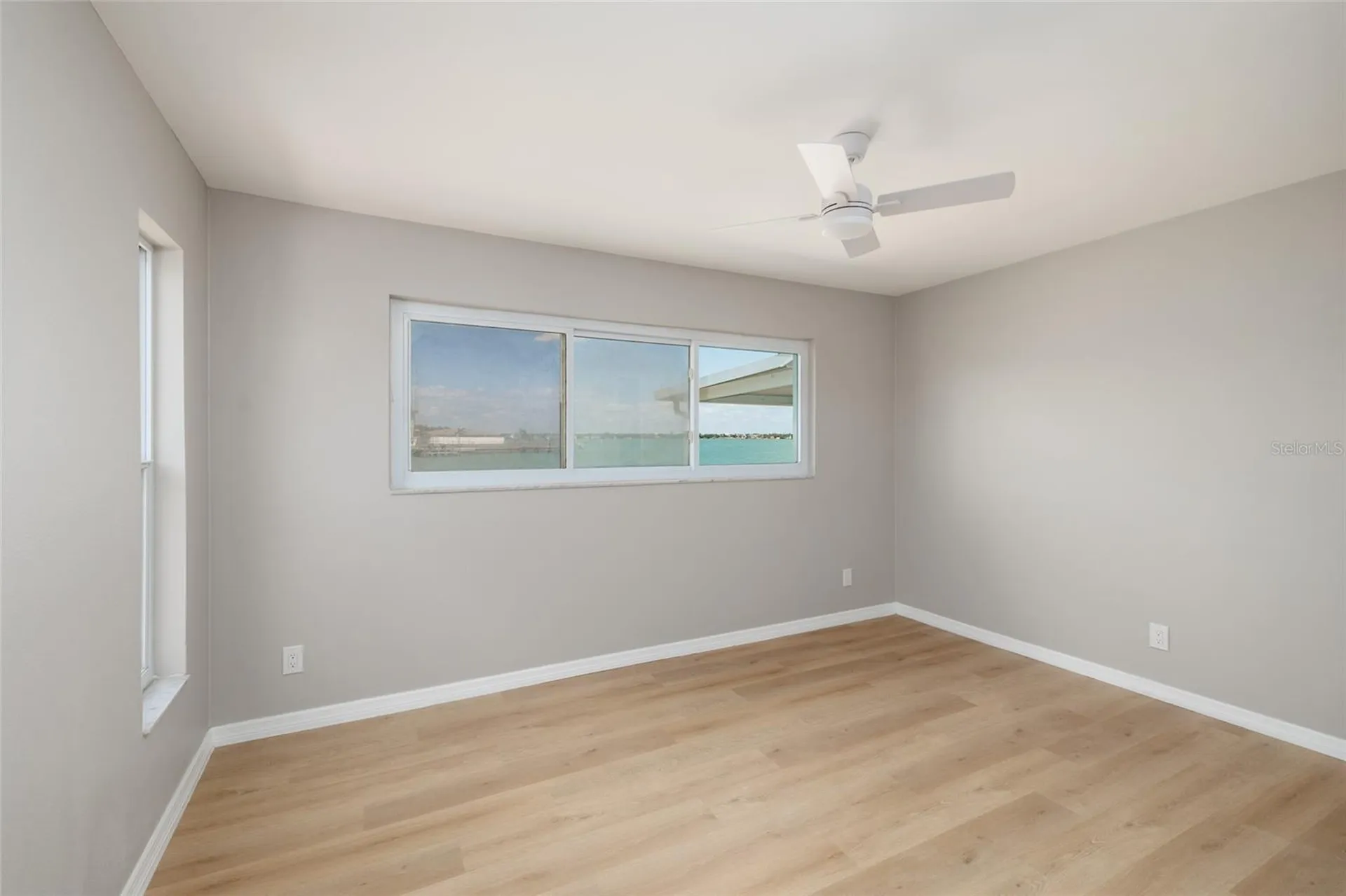 11055 4th Street E Treasure Island FL 33706