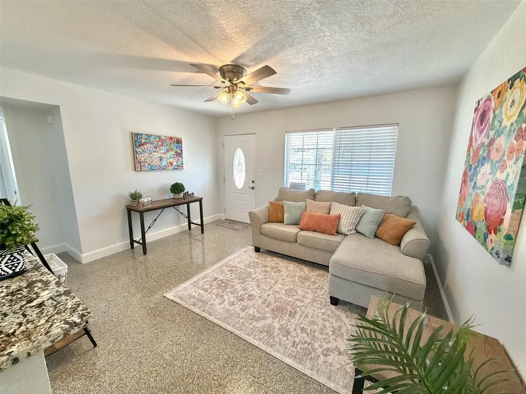 5731 66th Avenue N Pinellas Park FL 33781