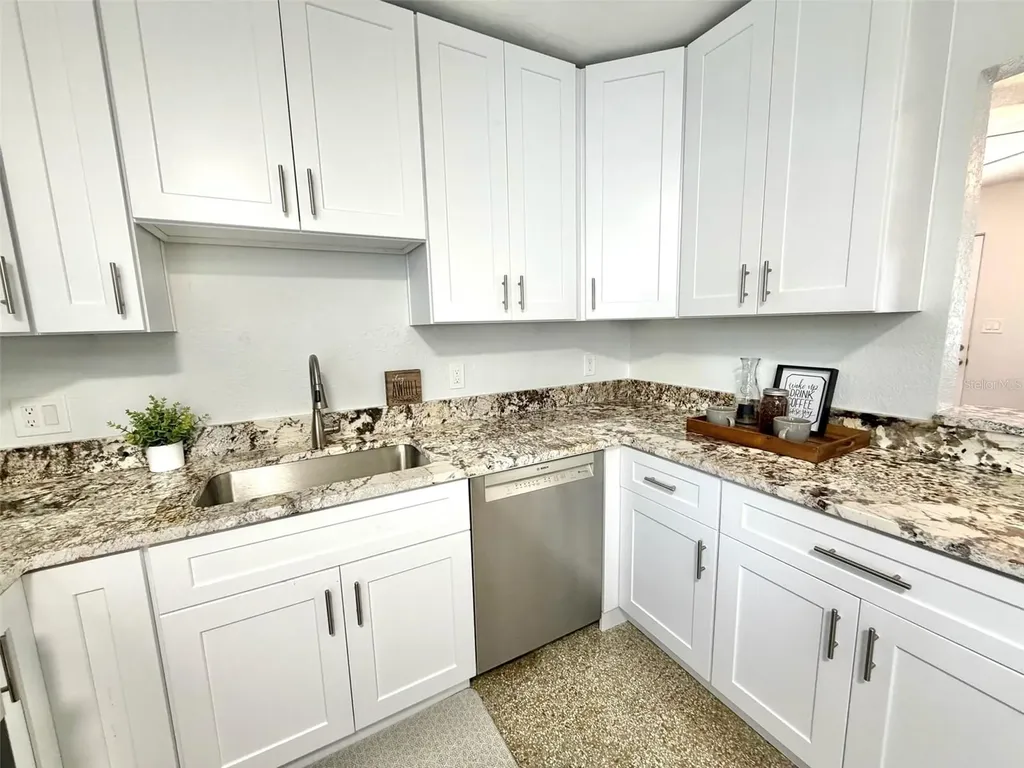 5731 66th Avenue N Pinellas Park FL 33781