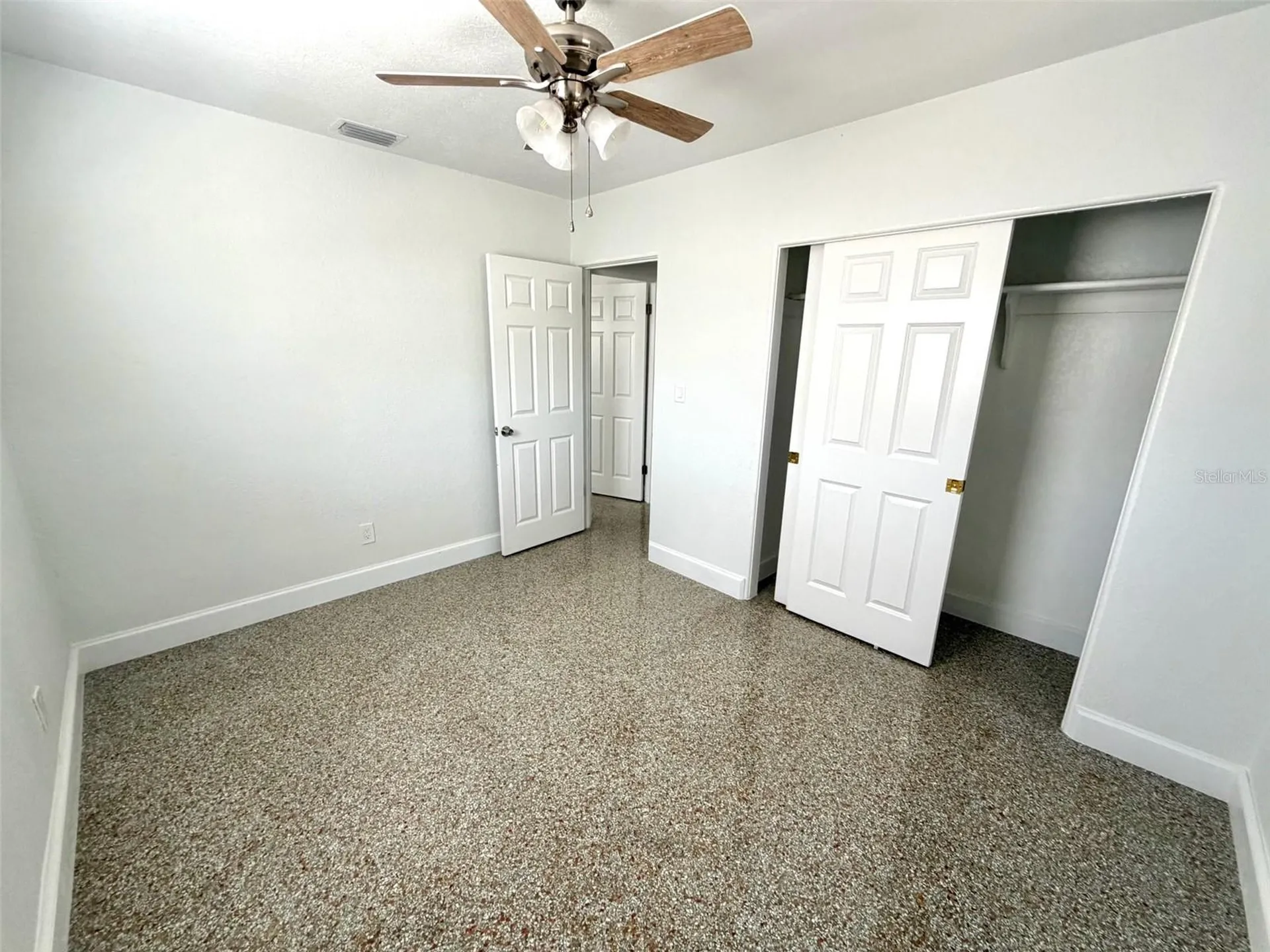 5731 66th Avenue N Pinellas Park FL 33781