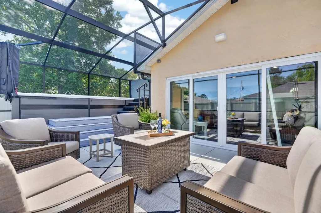 39 Wheeling Lane Palm Coast FL 32164