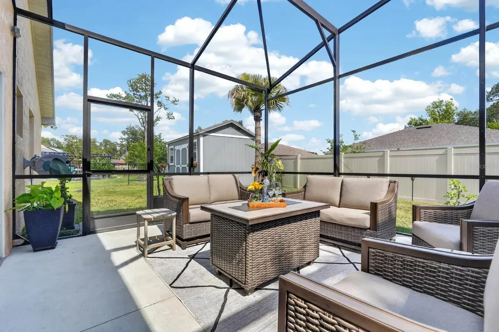 39 Wheeling Lane Palm Coast FL 32164