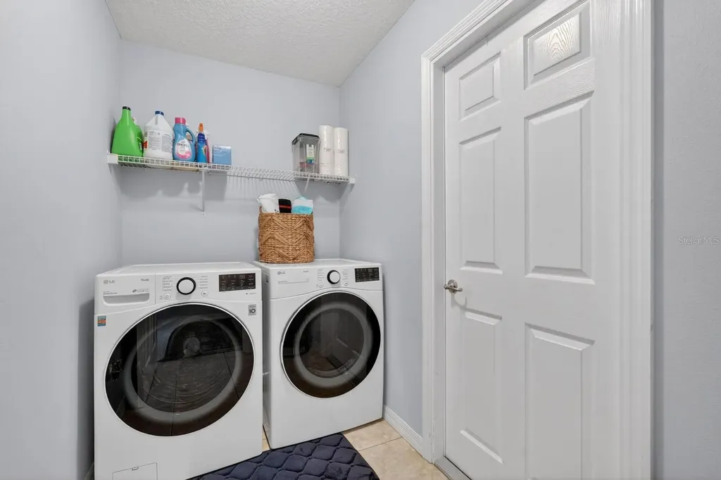 39 Wheeling Lane Palm Coast FL 32164