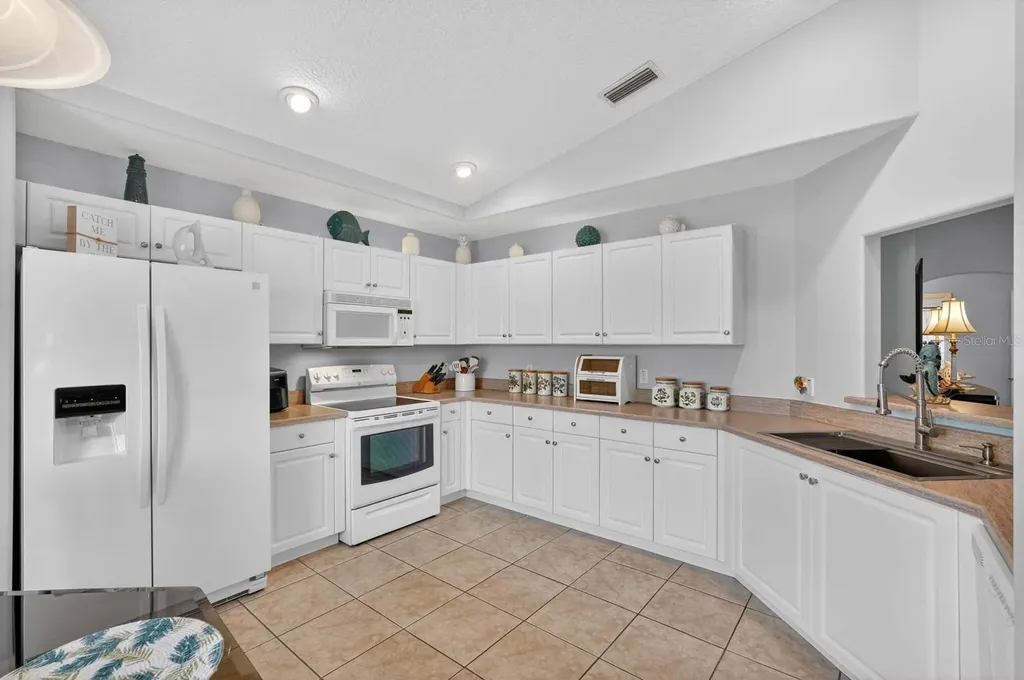 39 Wheeling Lane Palm Coast FL 32164