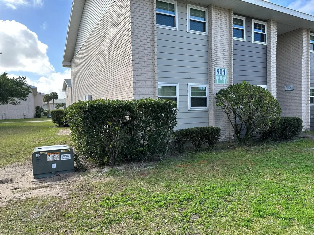 804 Sky Lake Circle Orlando FL 32809