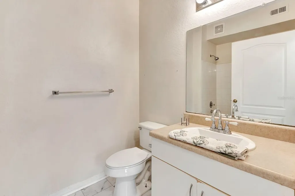 4142 Central Sarasota Parkway Sarasota FL 34238