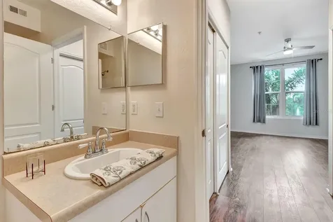 4142 Central Sarasota Parkway Sarasota FL 34238