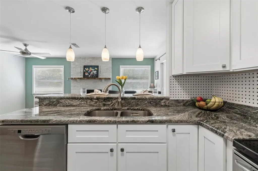 4323 Pine Meadow Terrace Sarasota FL 34233