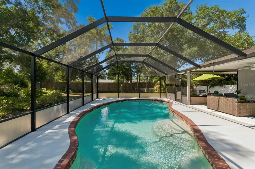 4323 Pine Meadow Terrace Sarasota FL 34233