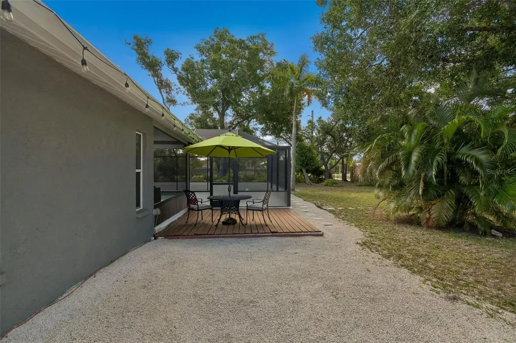 4323 Pine Meadow Terrace Sarasota FL 34233