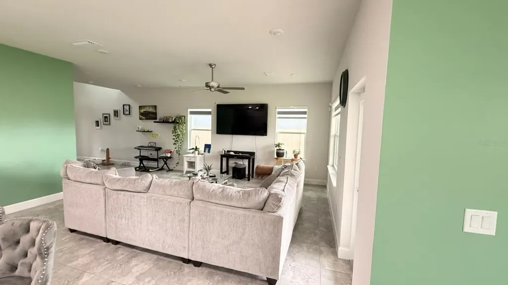 1046 Grantham Lane SE Palm Bay FL 32909