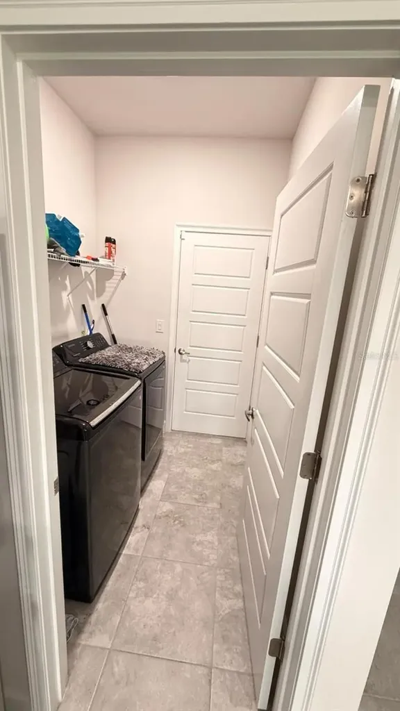 1046 Grantham Lane SE Palm Bay FL 32909