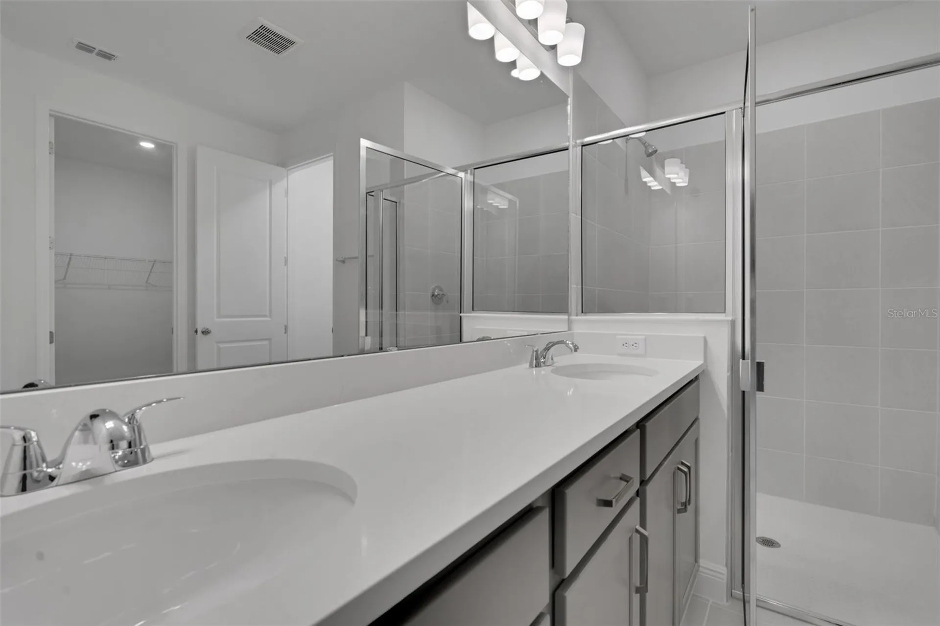 937 Sunshower Drive Lady Lake FL 32159