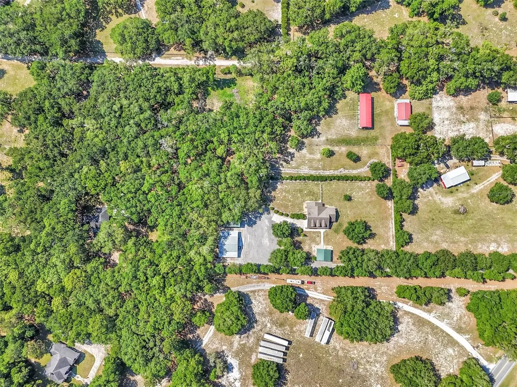 3325 S Hwy 314a Ocklawaha FL 32179